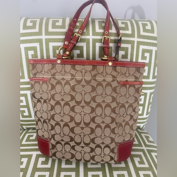 SOLD! COACH VINTAGE Signature Kaki Leather Tote & Accordion Coated Canvas Wallet - Picture 8 of 16